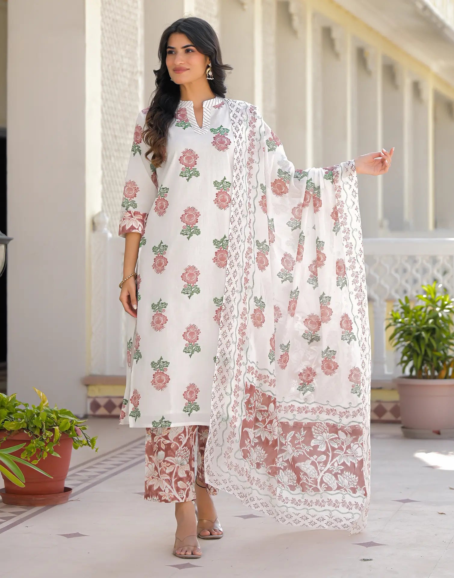 Skylee Viscose Printed Straight 3 Piece Kurta Set For Woman
