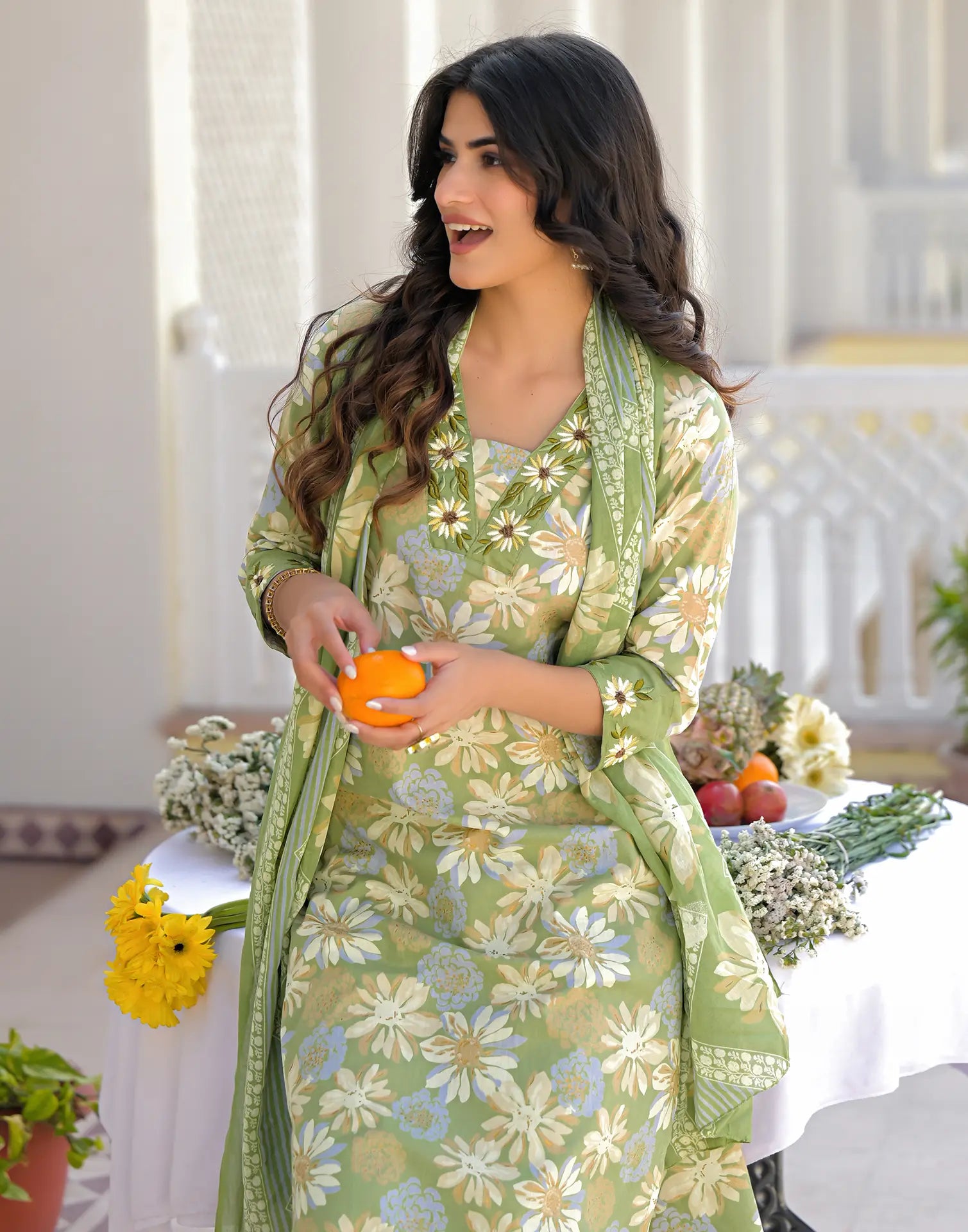 Skylee Cotton Printed Straight 3 Piece Kurta Set For Woman
