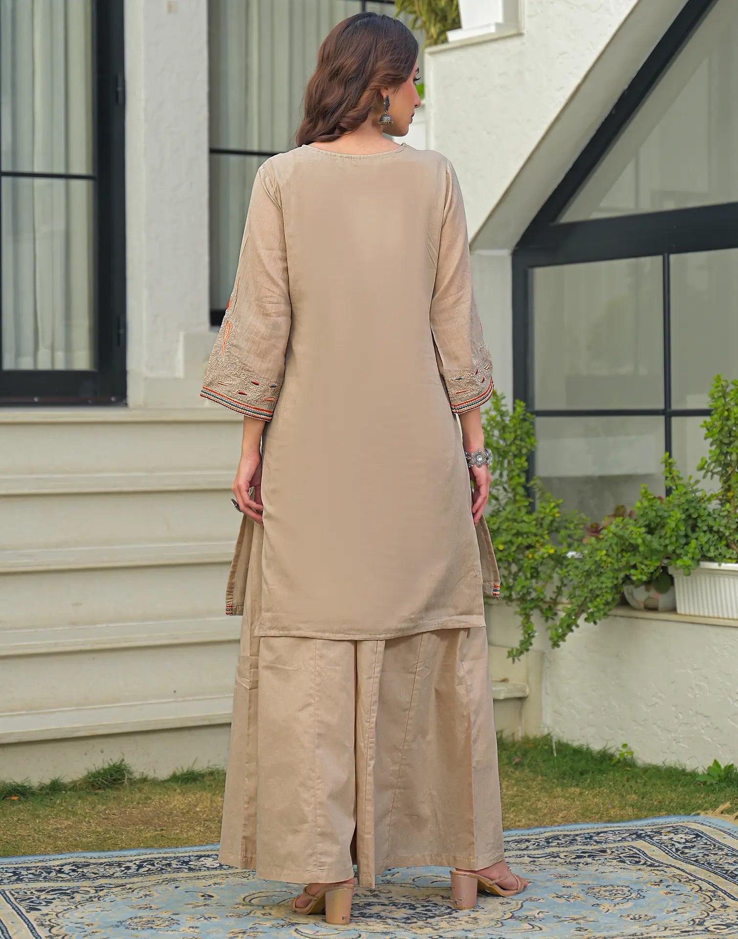 Skylee Cotton Embroidered Straight 3 Piece Kurta Set For Woman