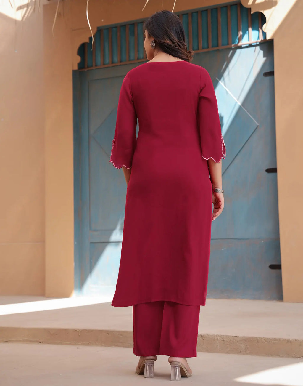 Skylee Silk Embroidered Straight 3 Piece Kurta Set For Woman