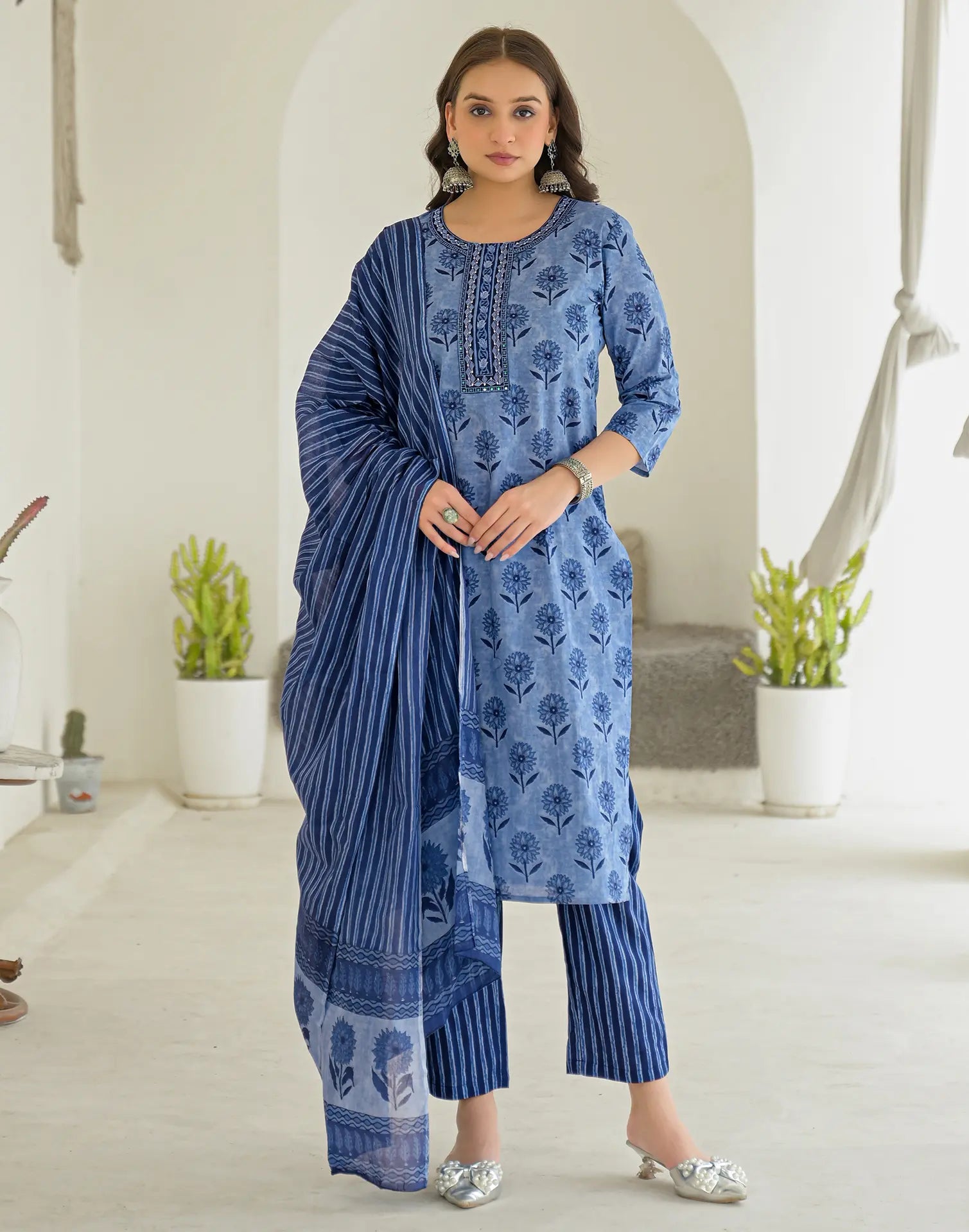 Ice Blue Round Neck Printed Straight 3 Piece Kurta Set with Dupatta