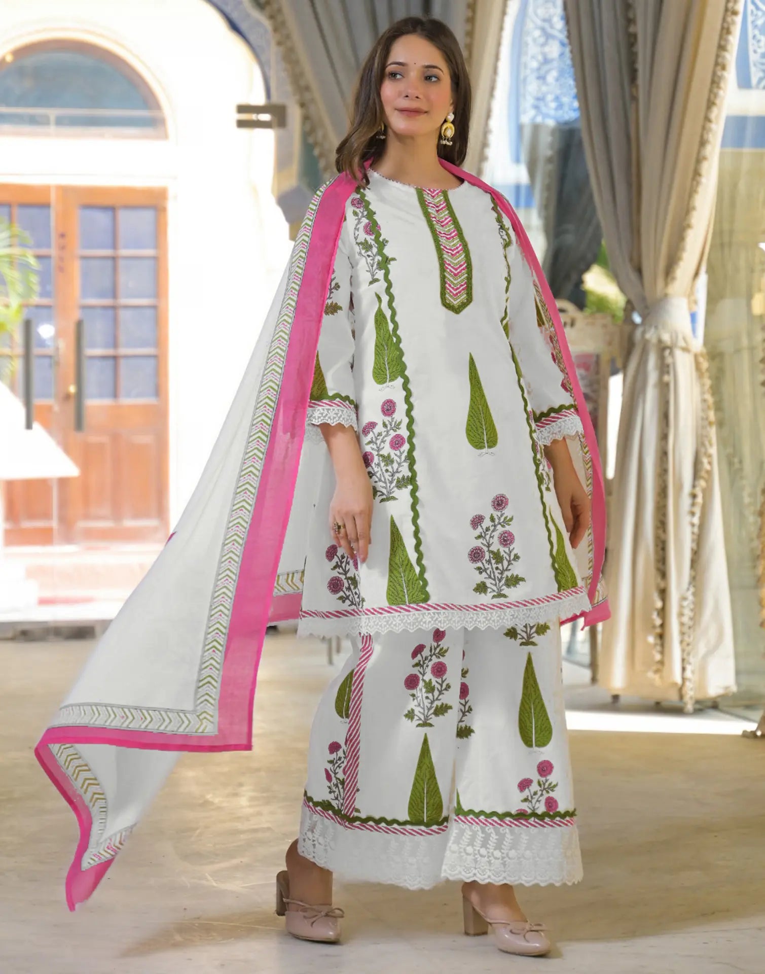 Skylee Cotton Floral Print A-Line 3 Piece Kurta Set For Woman