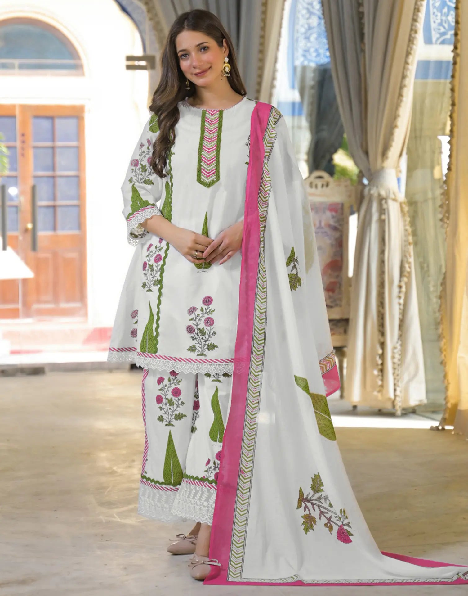 Skylee Cotton Floral Print A-Line 3 Piece Kurta Set For Woman