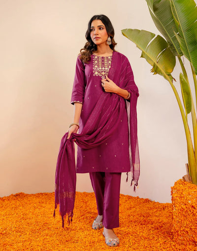 Berry Pink Round Neck Embroidery Straight 3 Piece Kurta Set With Dupatta