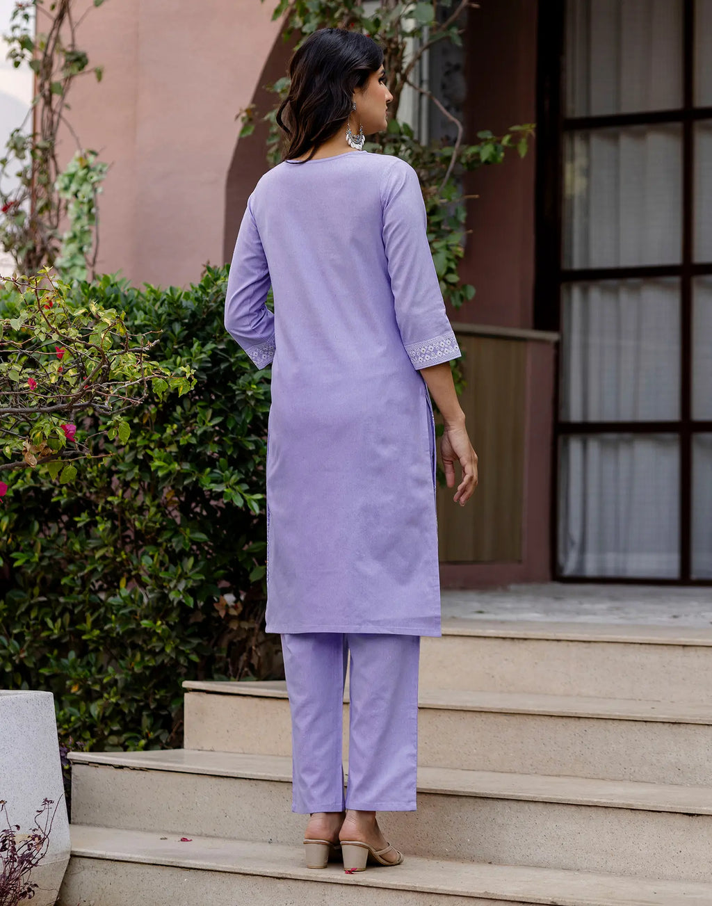 Pastel Purple Round Neck Pigment Print Straight 3 Piece Kurta Set with Dupatta