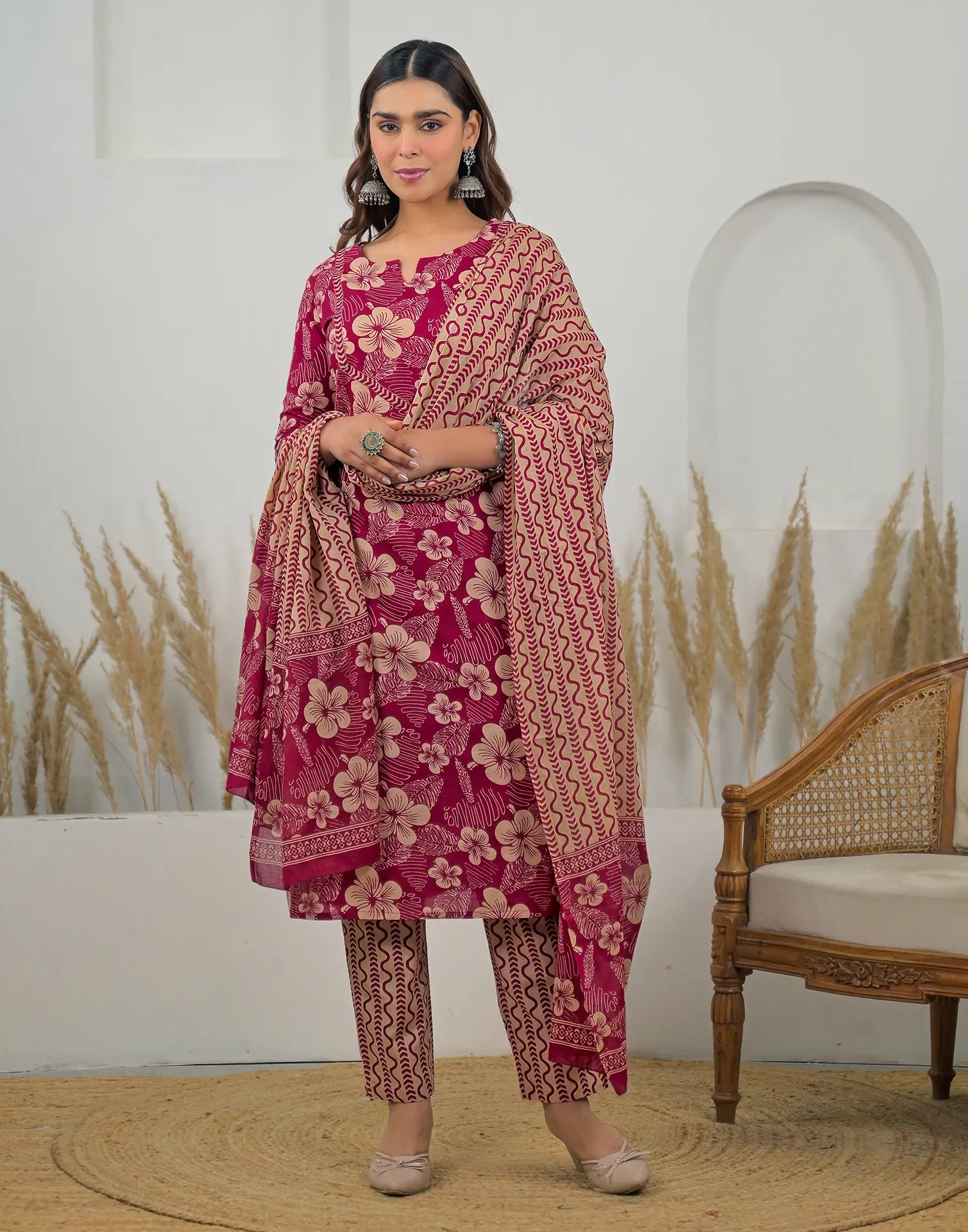 Skylee Cotton Floral Print Straight 3 Piece Kurta Set For Woman