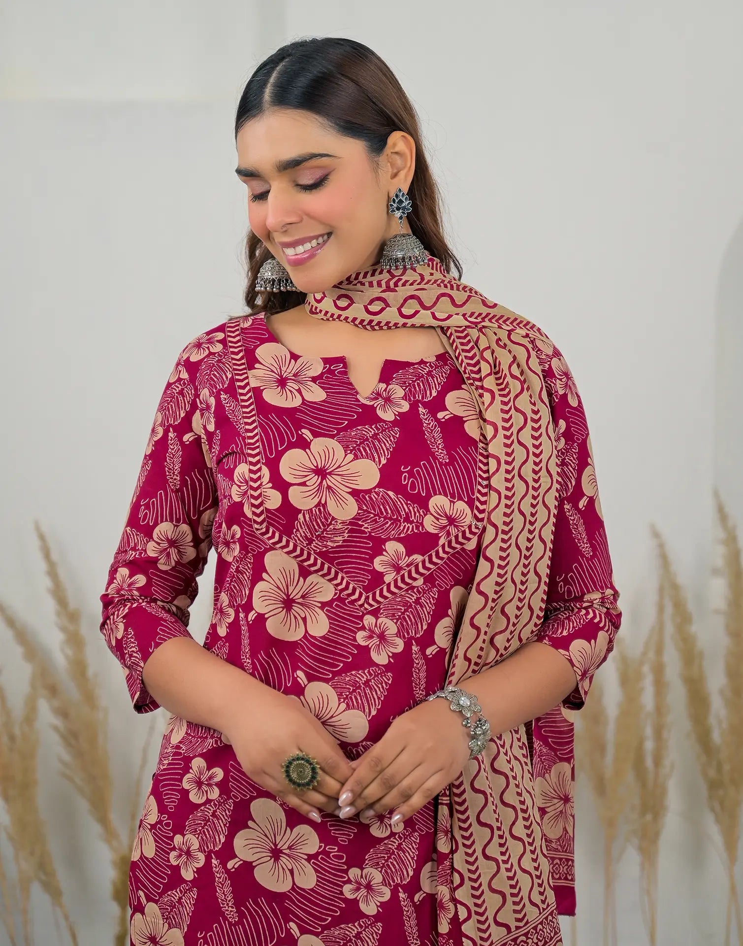 Skylee Cotton Floral Print Straight 3 Piece Kurta Set For Woman