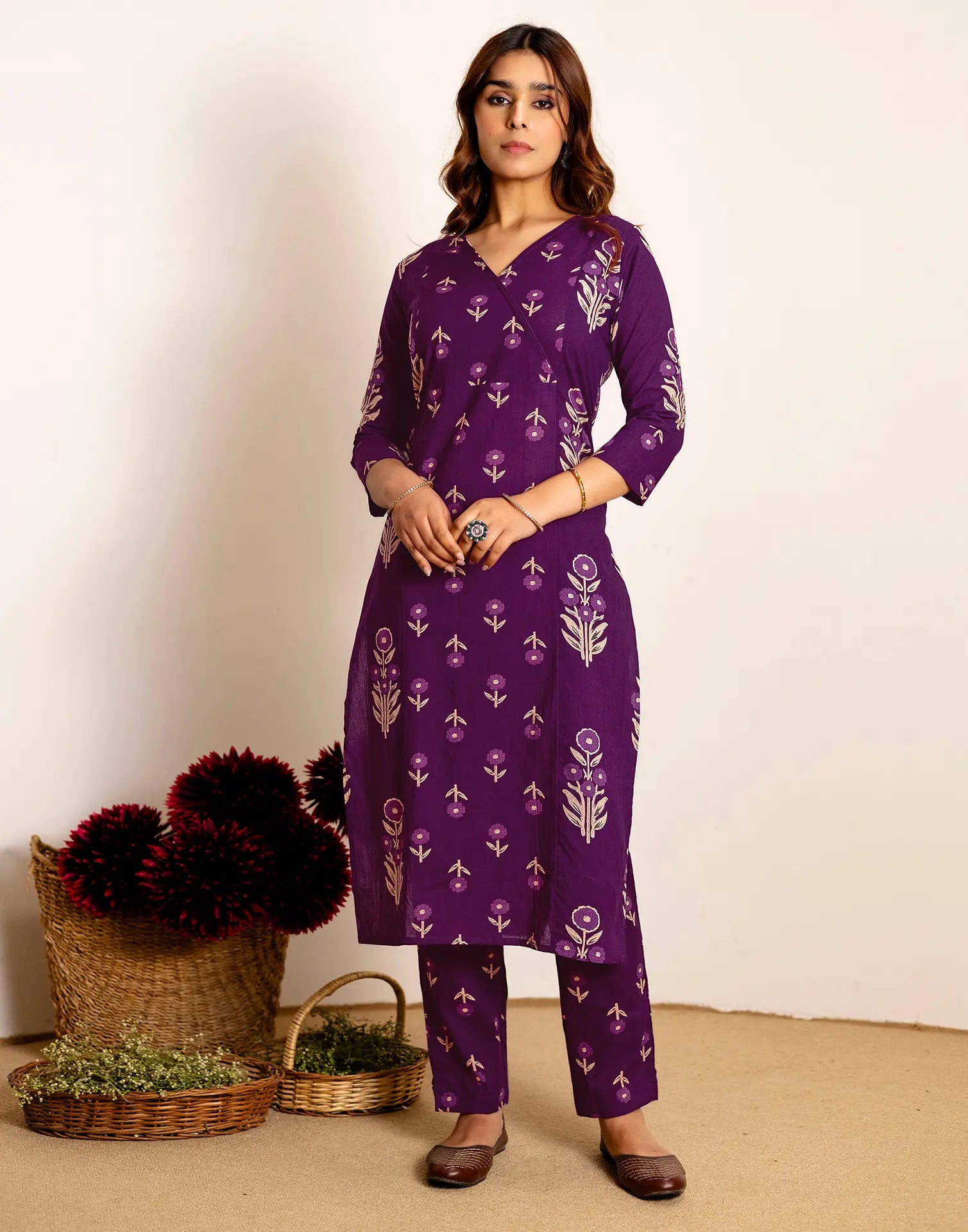Skylee Cotton Printed Straight 3 Piece Kurta Set For Woman