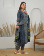 Skylee Cotton Printed Straight 3 Piece Kurta Set For Woman