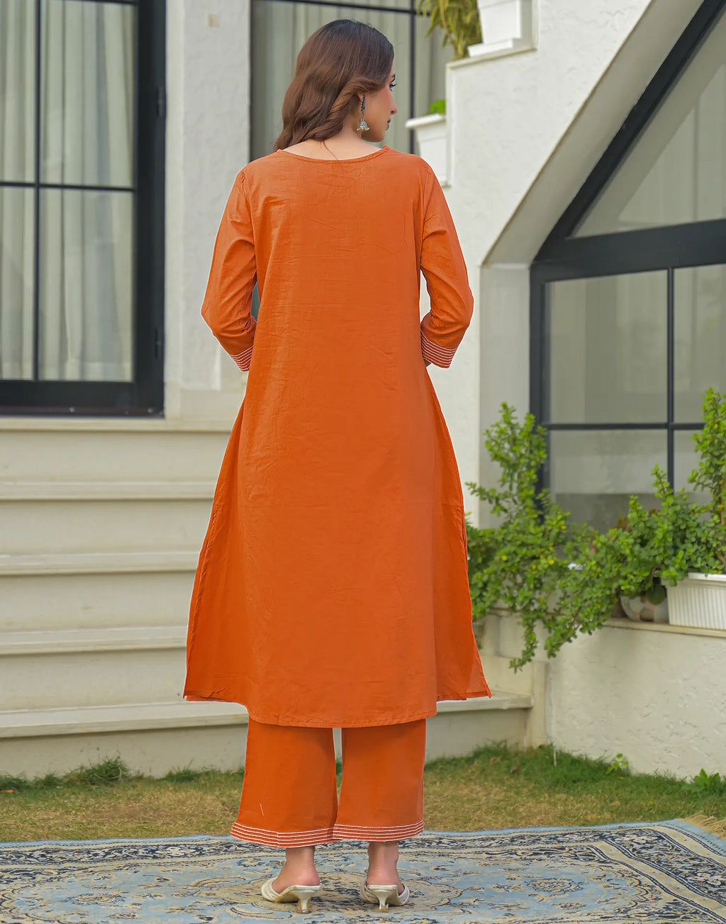 Skylee Cotton Embroidered Straight 3 Piece Kurta Set For Woman