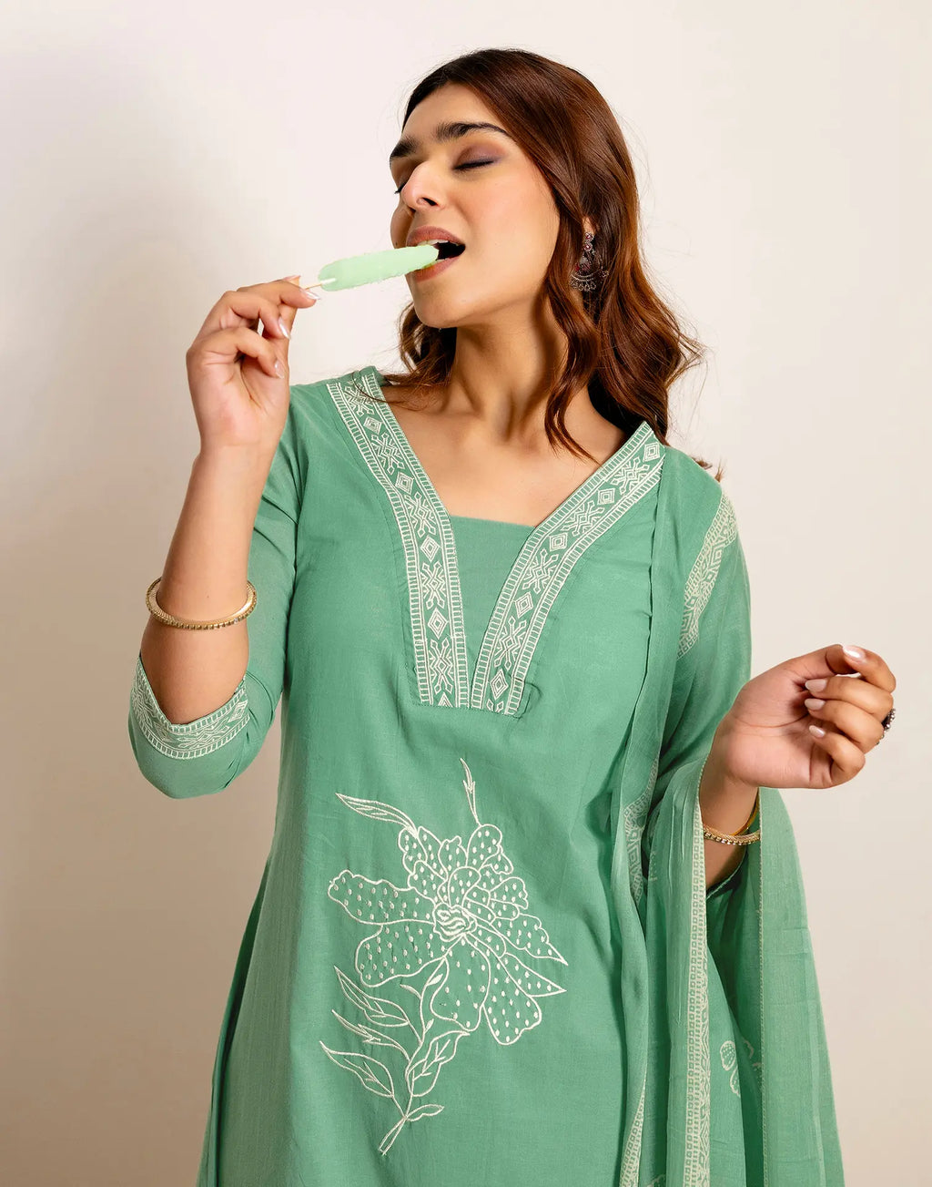 Skylee Cotton Embroidered Straight 3 Piece Kurta Set For Woman