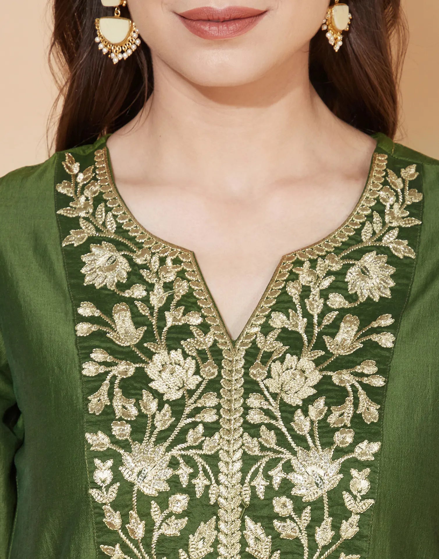 Poly Chinnon Embroidered Straight 3 Piece Kurta Set