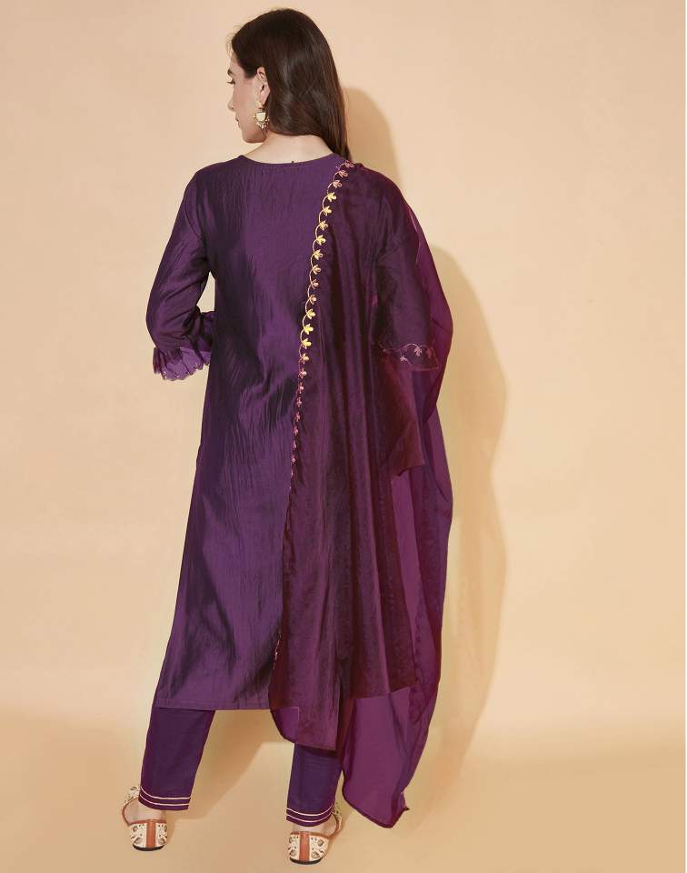 Wine Silk Plain V Neck 3/4 Sleeve Straight Kurta Set With Pant & Dupatta
