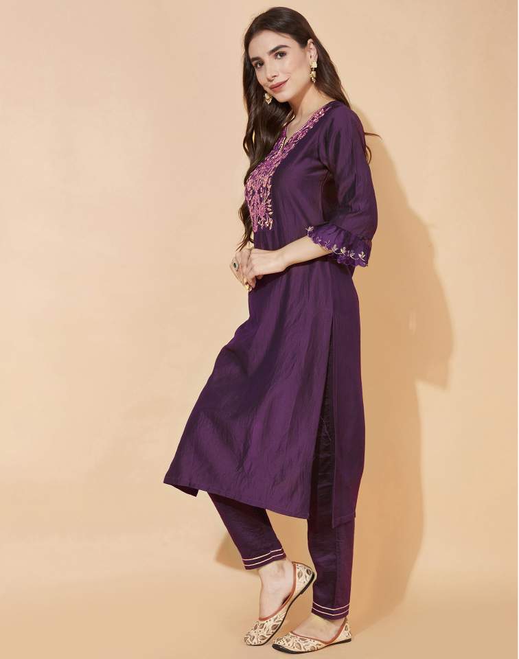 Wine Silk Plain V Neck 3/4 Sleeve Straight Kurta Set With Pant & Dupatta