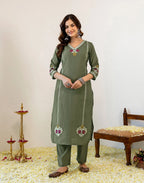 Skylee Silk Blend Embroidered Straight 3 Piece Kurta Set For Woman