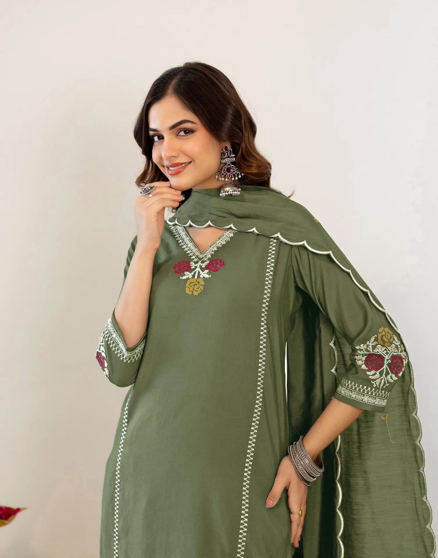Skylee Silk Blend Embroidered Straight 3 Piece Kurta Set For Woman