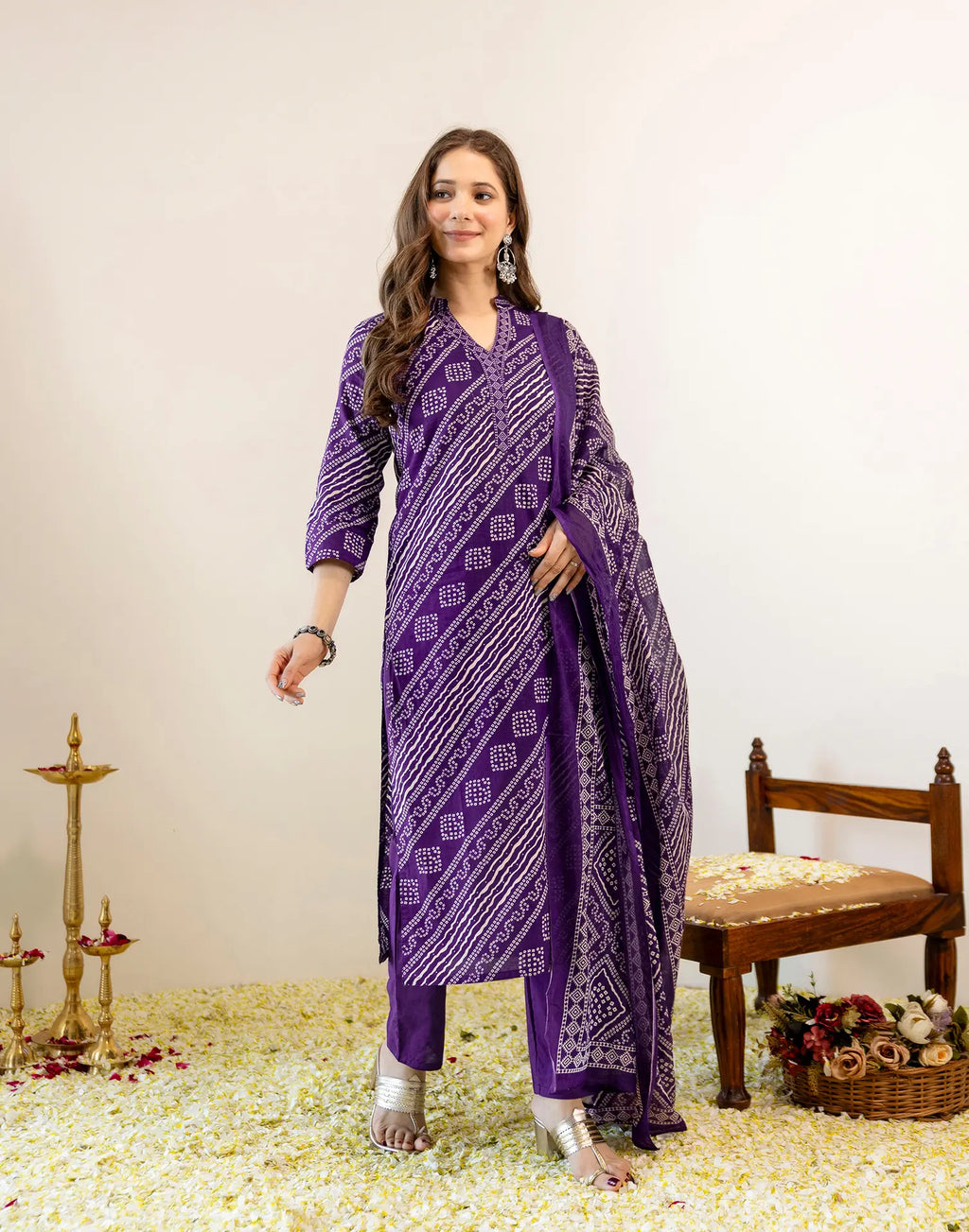 Skylee Viscose Bandhani Straight 3 Piece Kurta Set For Woman