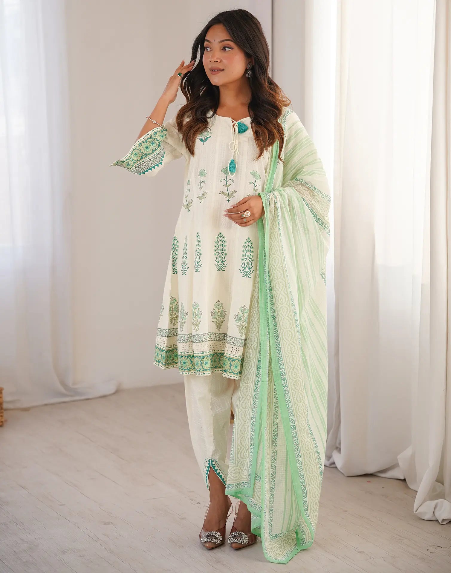 Skylee Cotton Floral Print Anarkali 3 Piece Kurta Set For Woman