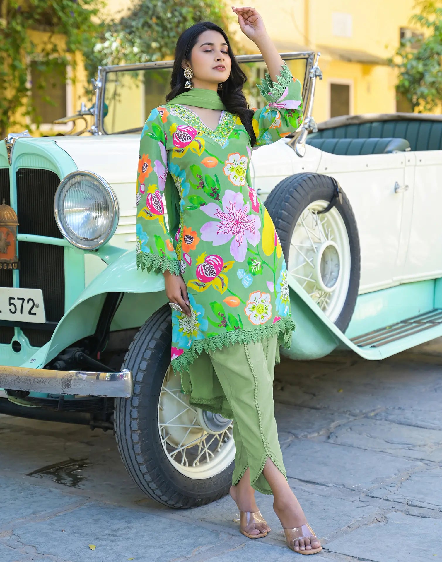 Skylee Crepe Embroidered A-Line 3 Piece Kurta Set For Woman