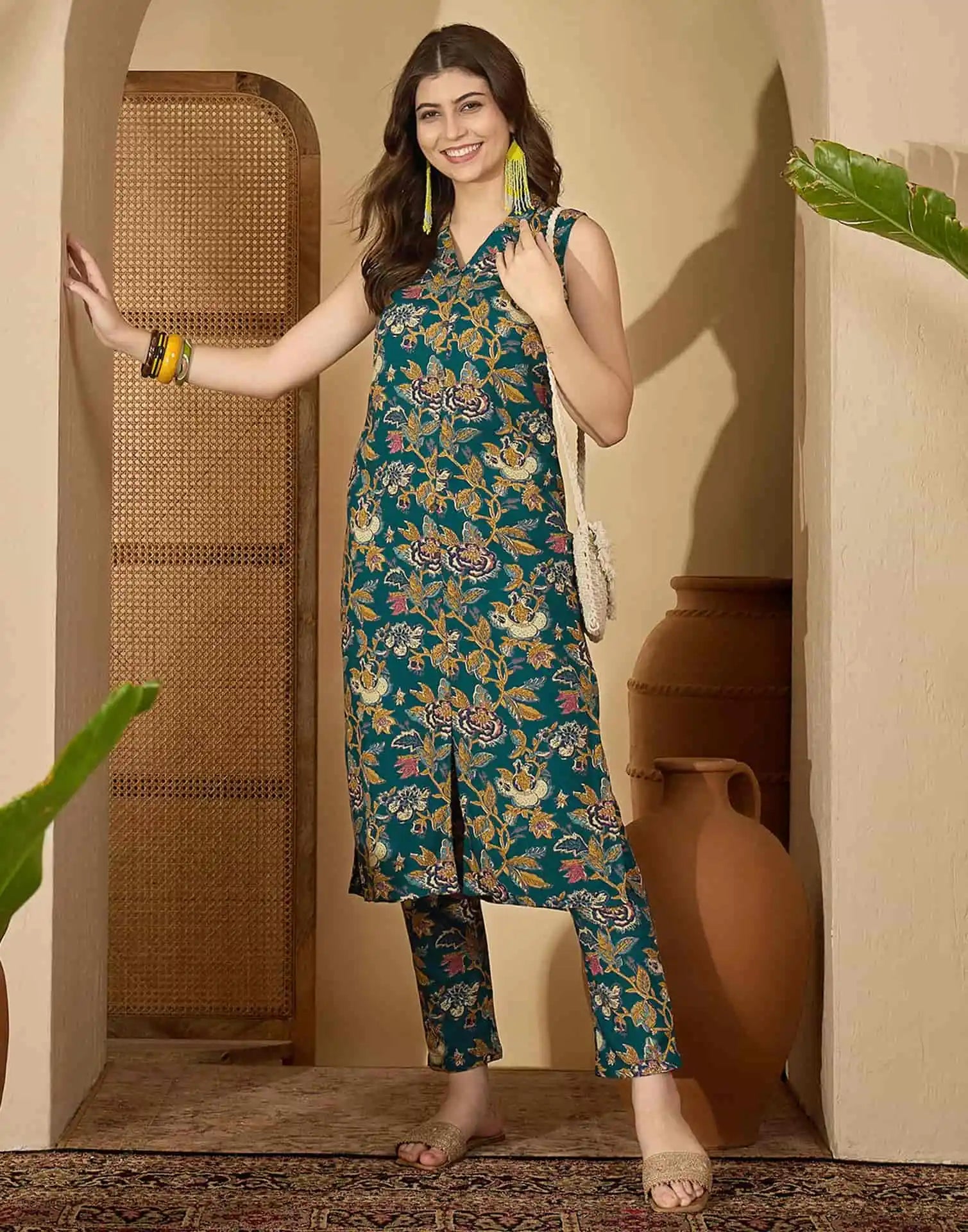 Skylee Rayon Printed V-Neck Co-ord Set For Woman