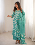 Skylee Cotton Printed Straight 3 Piece Kurta Set For Woman