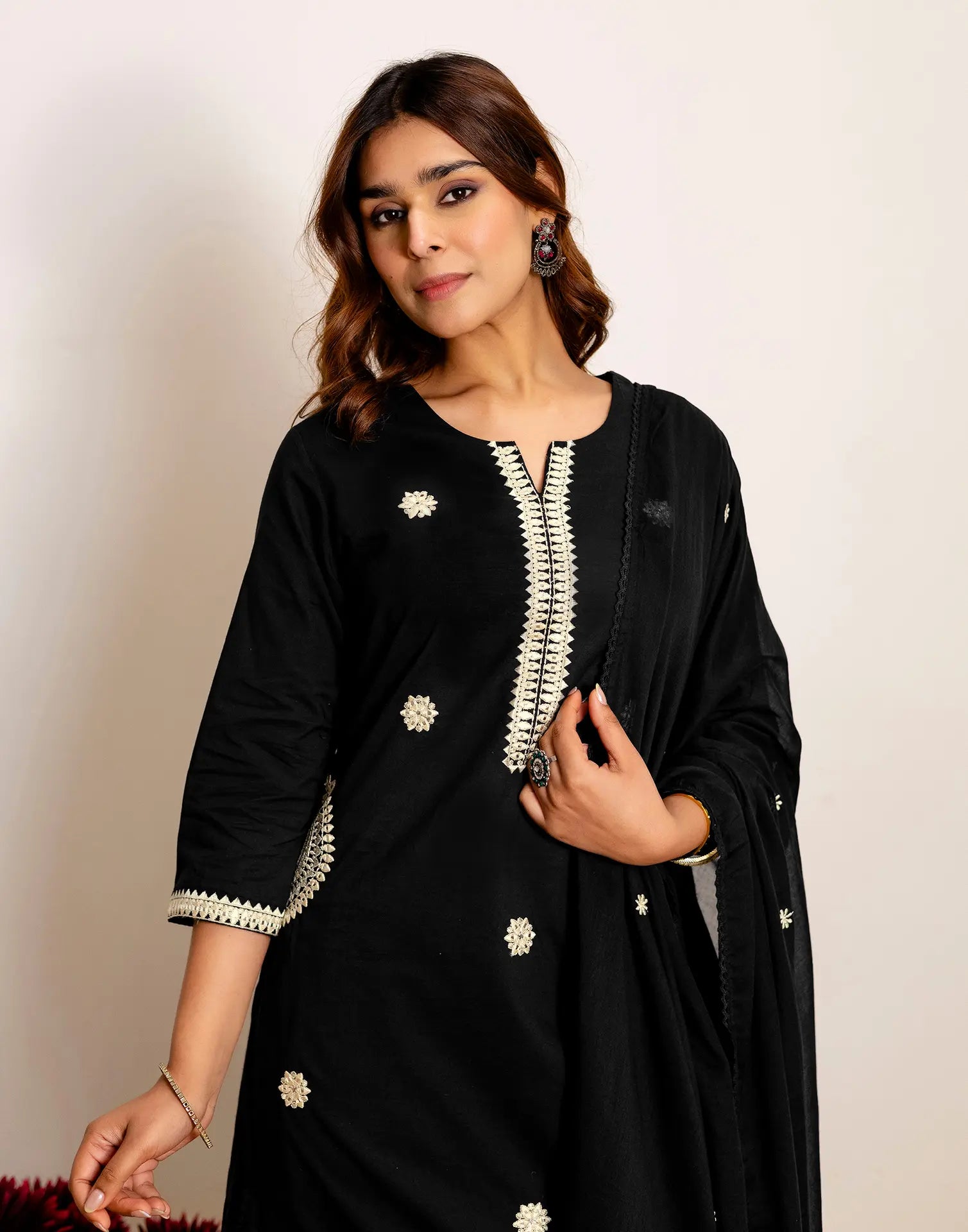 Skylee Cotton Embroidered Straight 3 Piece Kurta Set For Woman