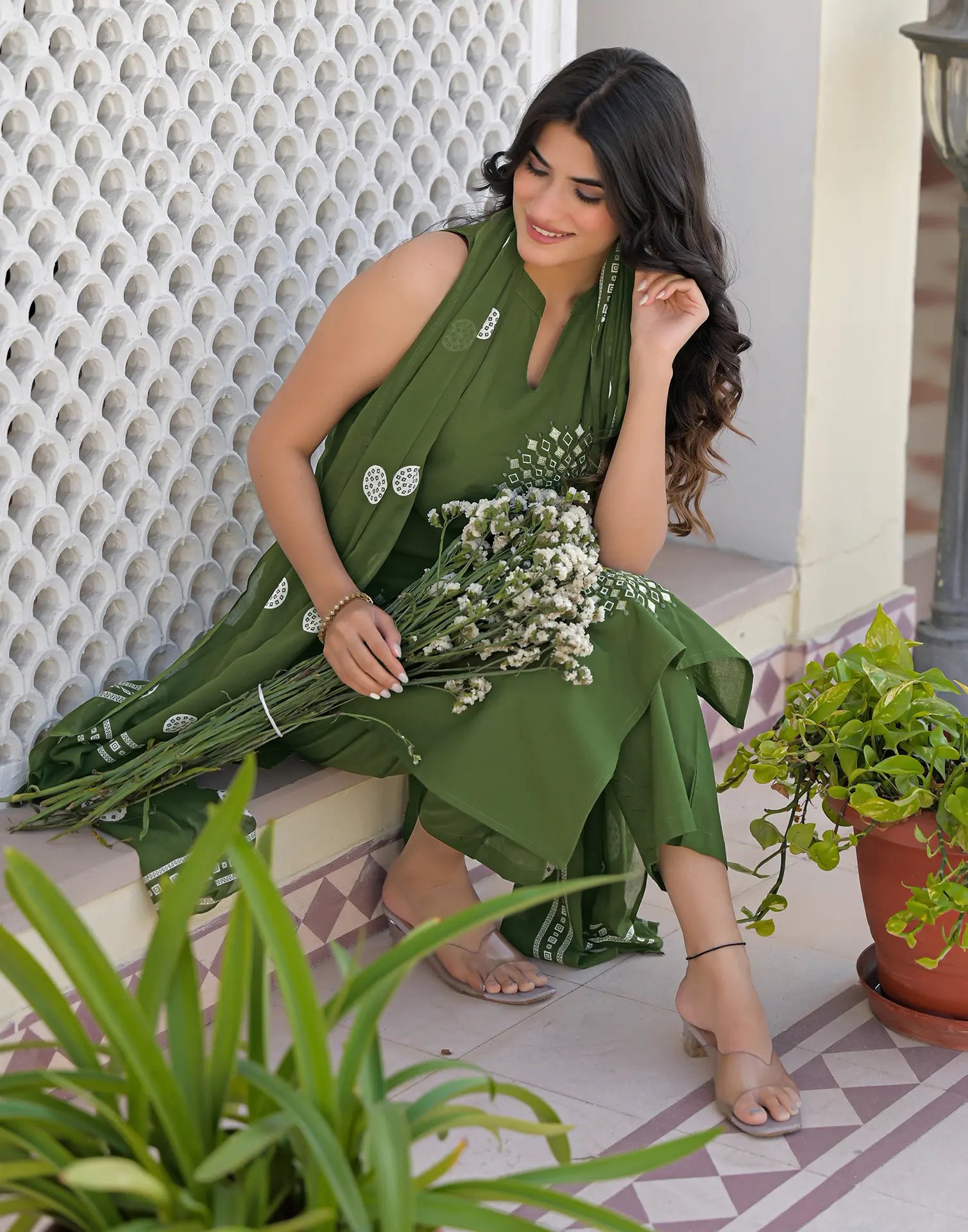 Skylee Cotton Embroidered Straight 3 Piece Kurta Set For Woman