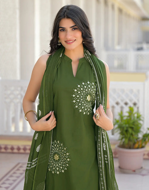 Skylee Cotton Embroidered Straight 3 Piece Kurta Set For Woman