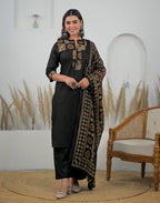 Skylee Cotton Printed Straight 3 Piece Kurta Set For Woman