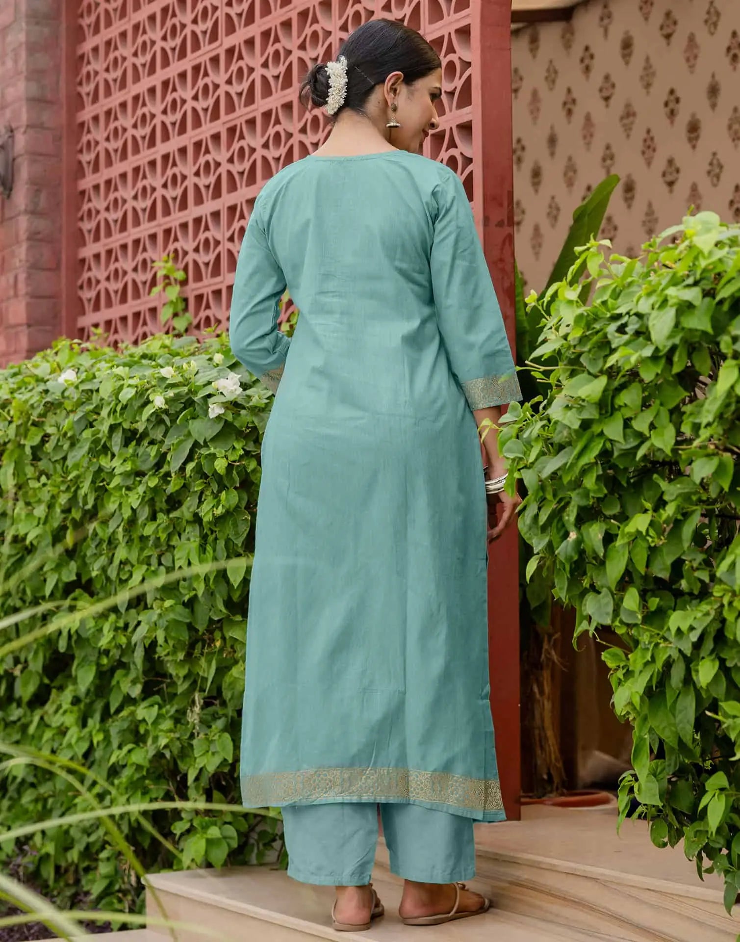 Affordable Light Blue Cotton Woven Straight Kurta Set V-Neck Woven Cotton Kurti with Pant & Dupatta