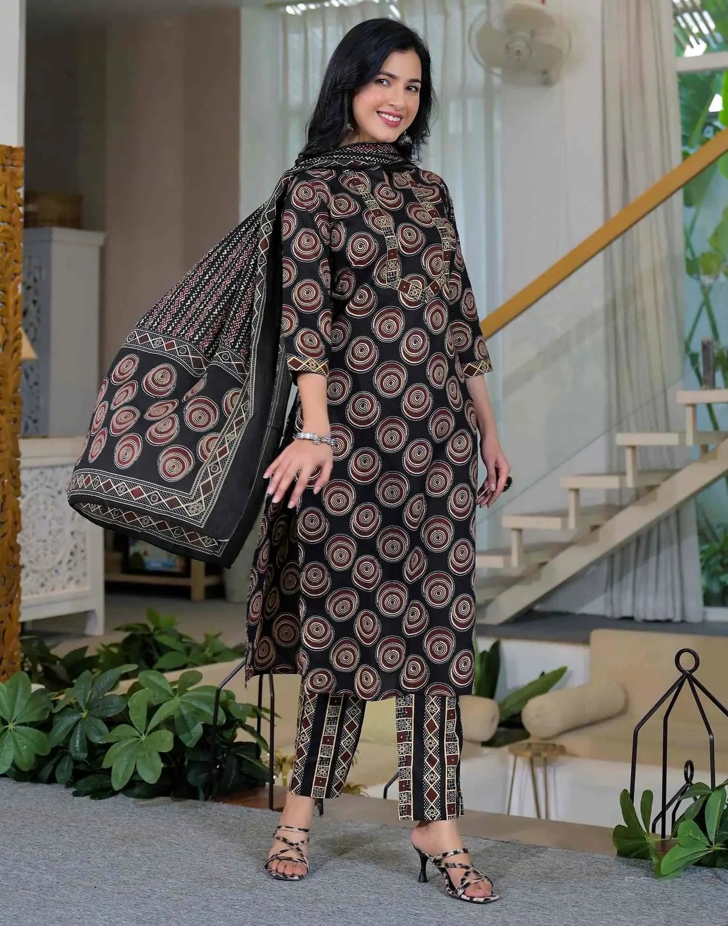 Cotton Printed Straight Mandarin Collar Kurta with Pant & Dupatta