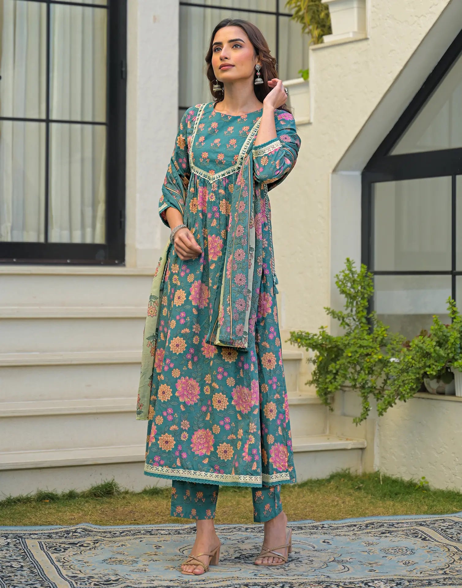 Skylee Cotton Floral Print A-Line 3 Piece Kurta Set For Woman