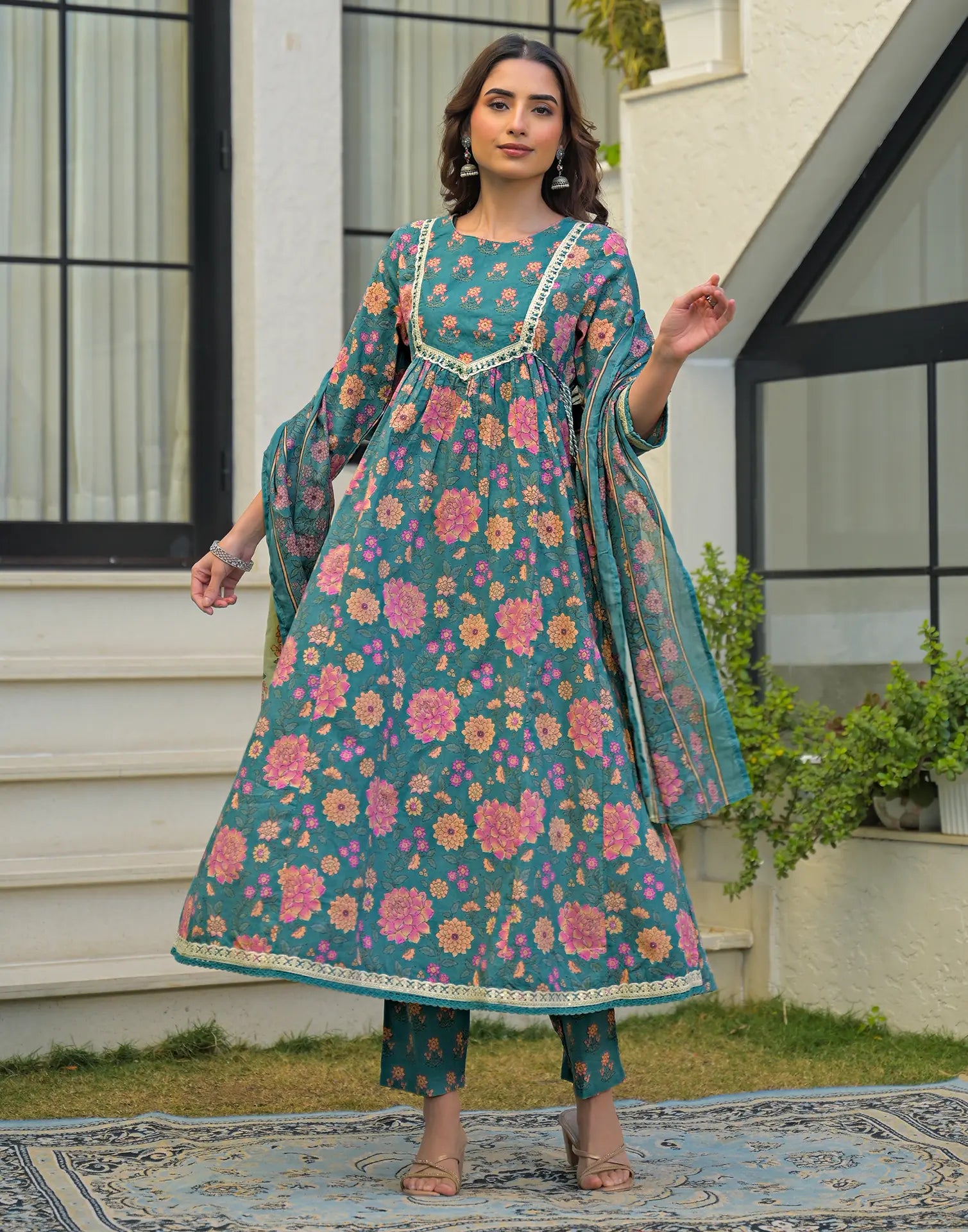 Skylee Cotton Floral Print A-Line 3 Piece Kurta Set For Woman