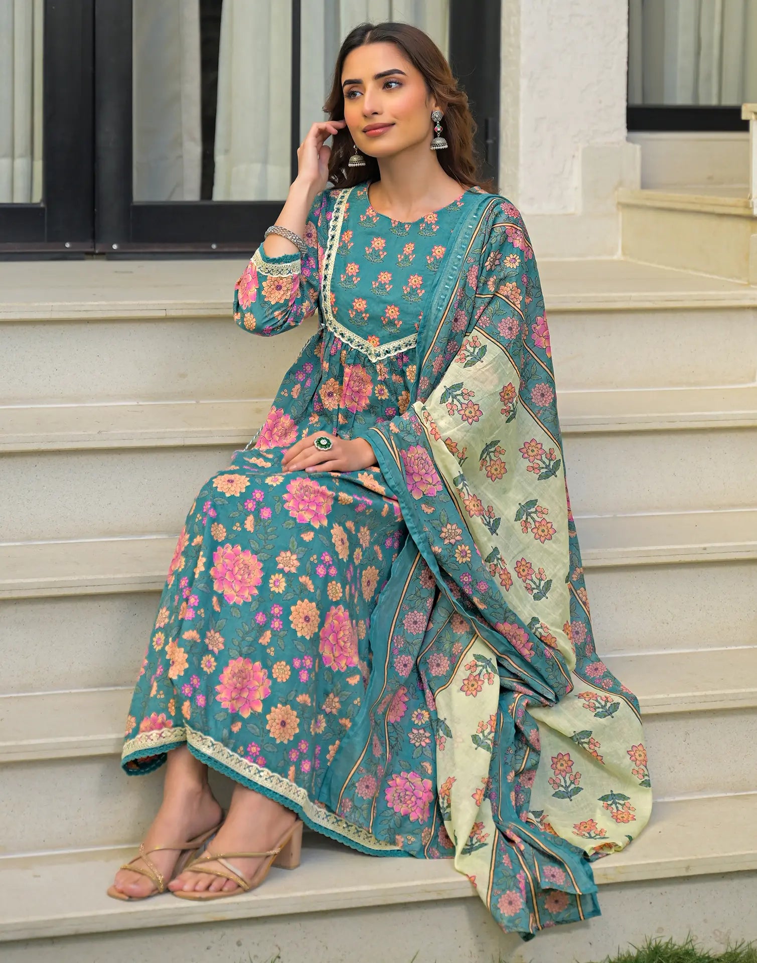 Skylee Cotton Floral Print A-Line 3 Piece Kurta Set For Woman