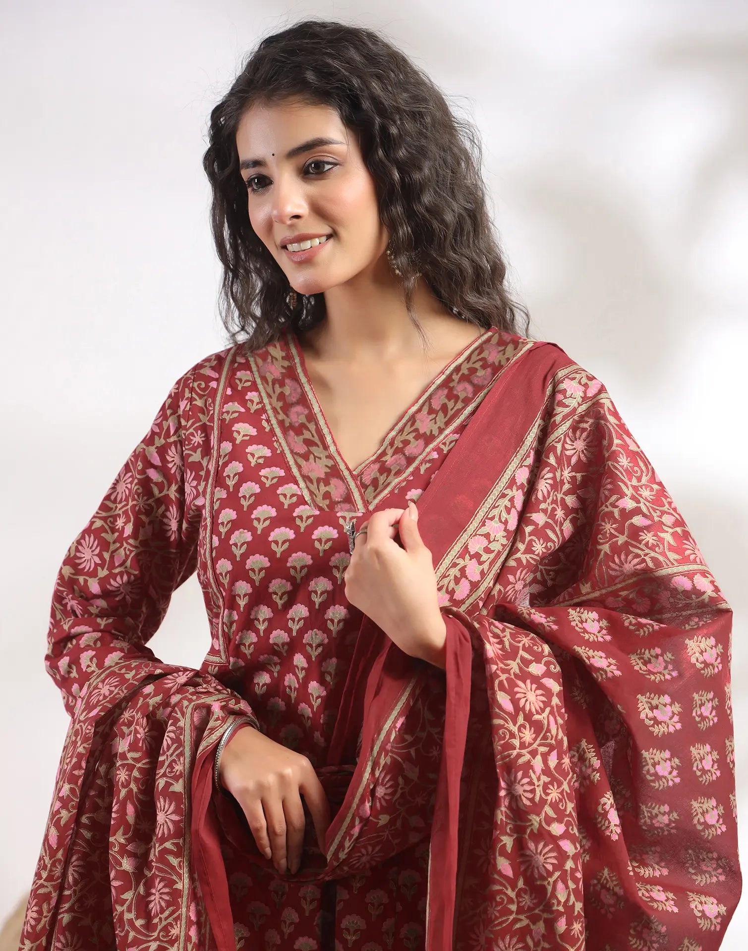 Skylee Cotton Foil Print Anarkali 3 Piece Kurta Set For Woman