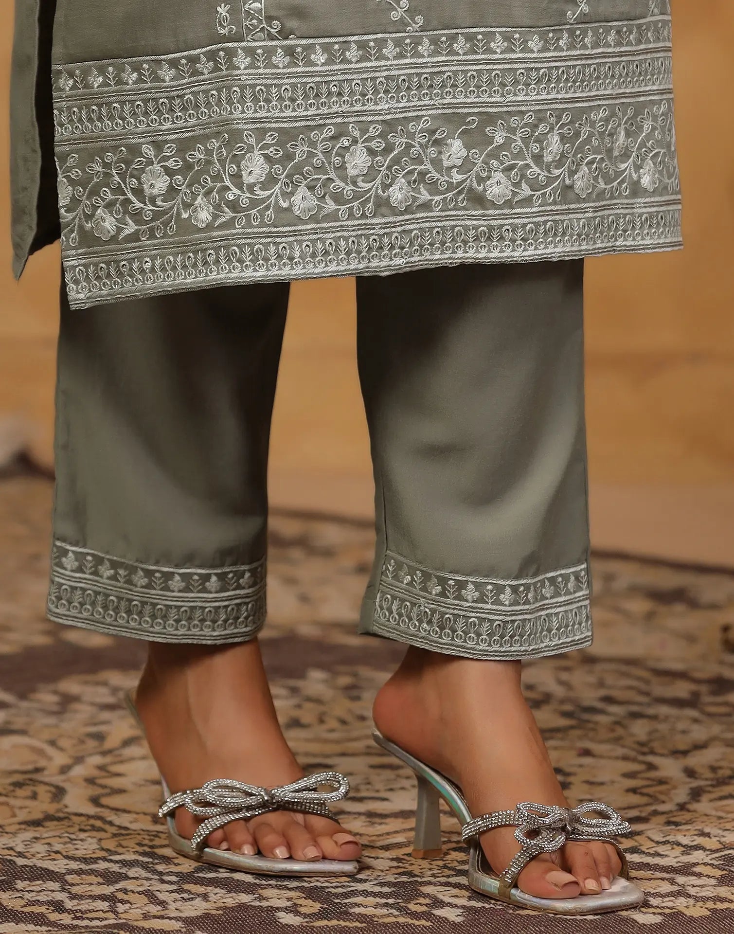 Skylee Silk Embroidered Straight 3 Piece Kurta Set For Woman