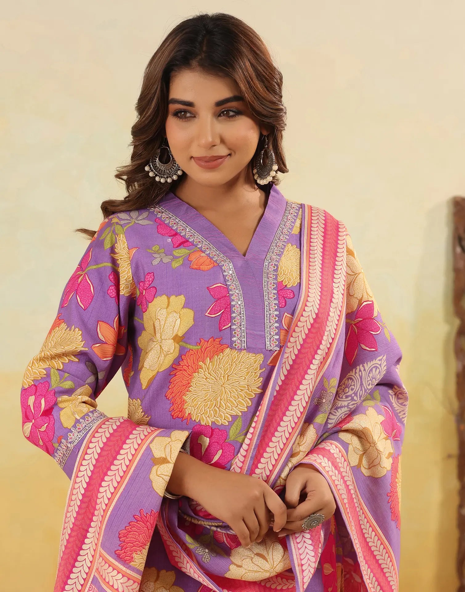 Skylee Silk Floral Print Straight 3 Piece Kurta Set For Woman