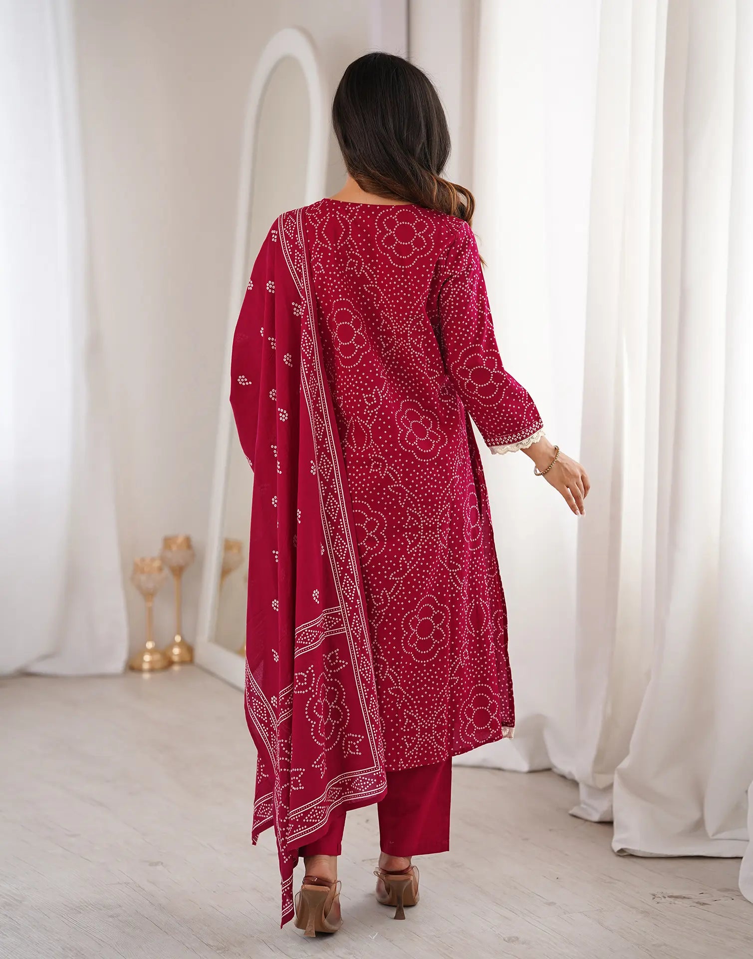 Skylee Viscose Bandhani Straight 3 Piece Kurta Set For Woman