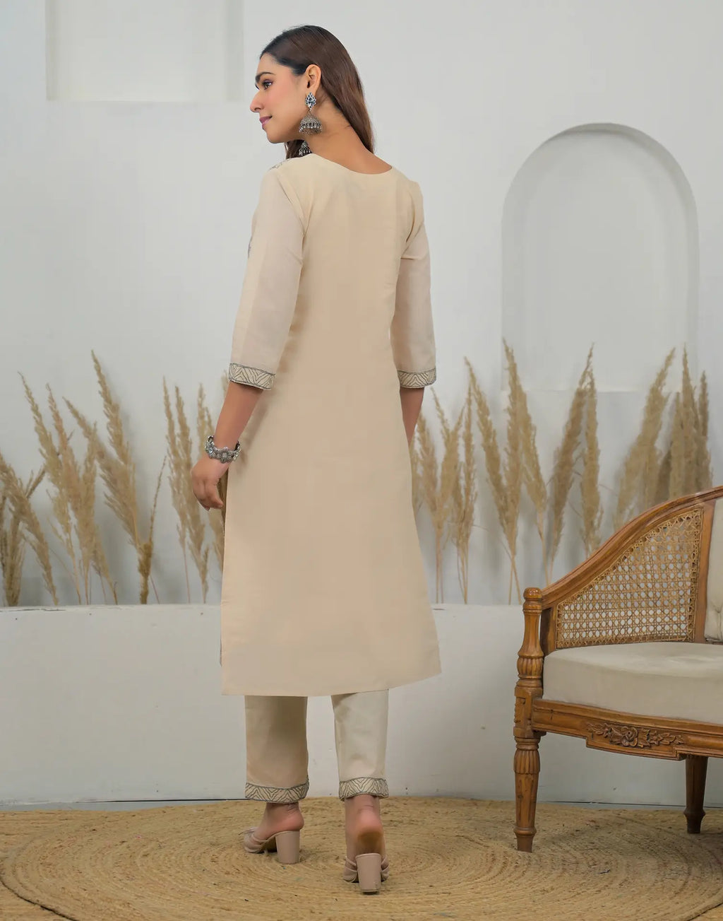 Skylee Cotton Embroidered Straight 3 Piece Kurta Set For Woman