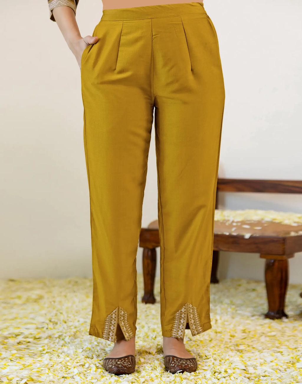 Skylee Chinnon Sequins Work Straight 3 Piece Kurta Set For Woman