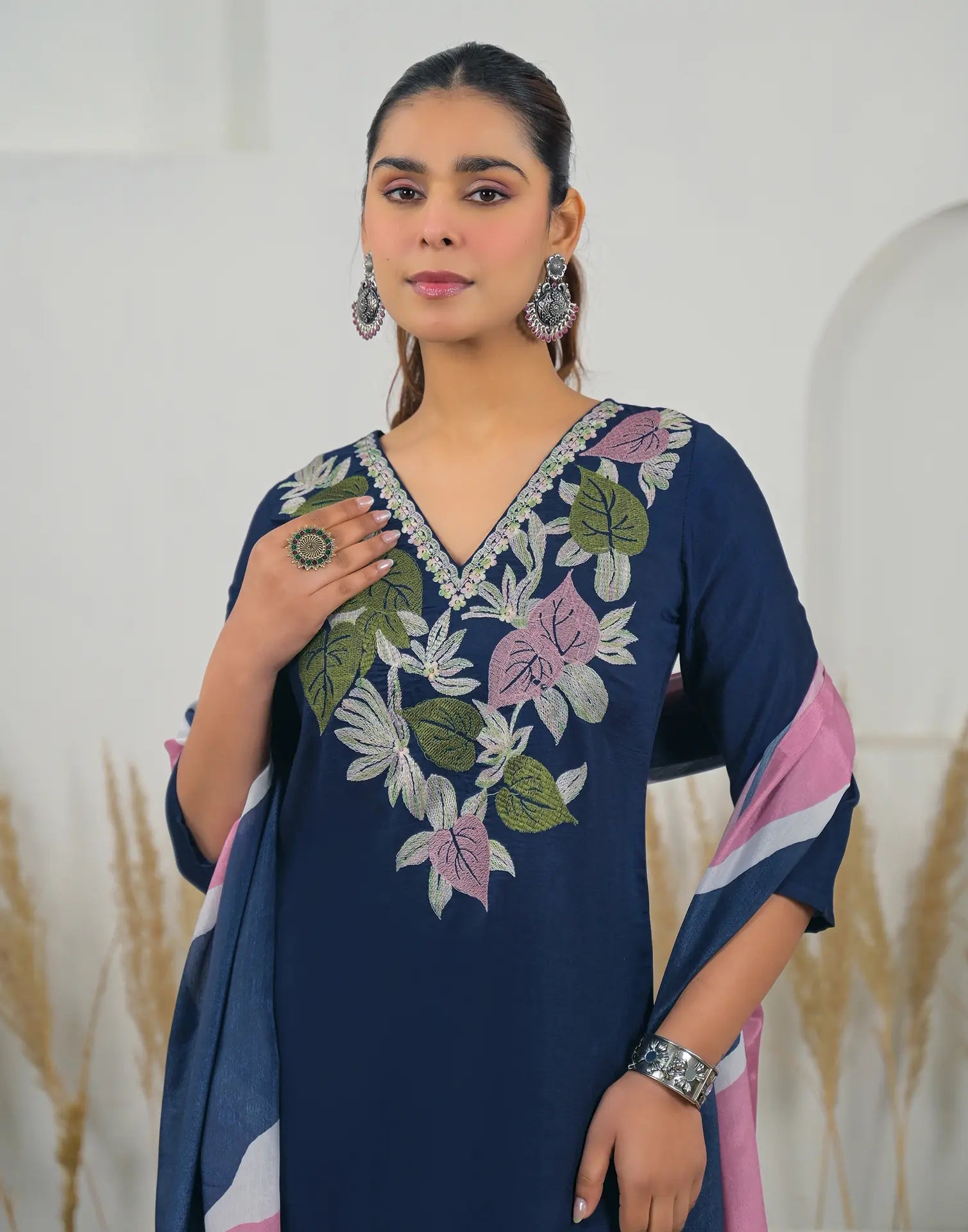 Skylee Chinnon Embroidered Straight 3 Piece Kurta Set For Woman