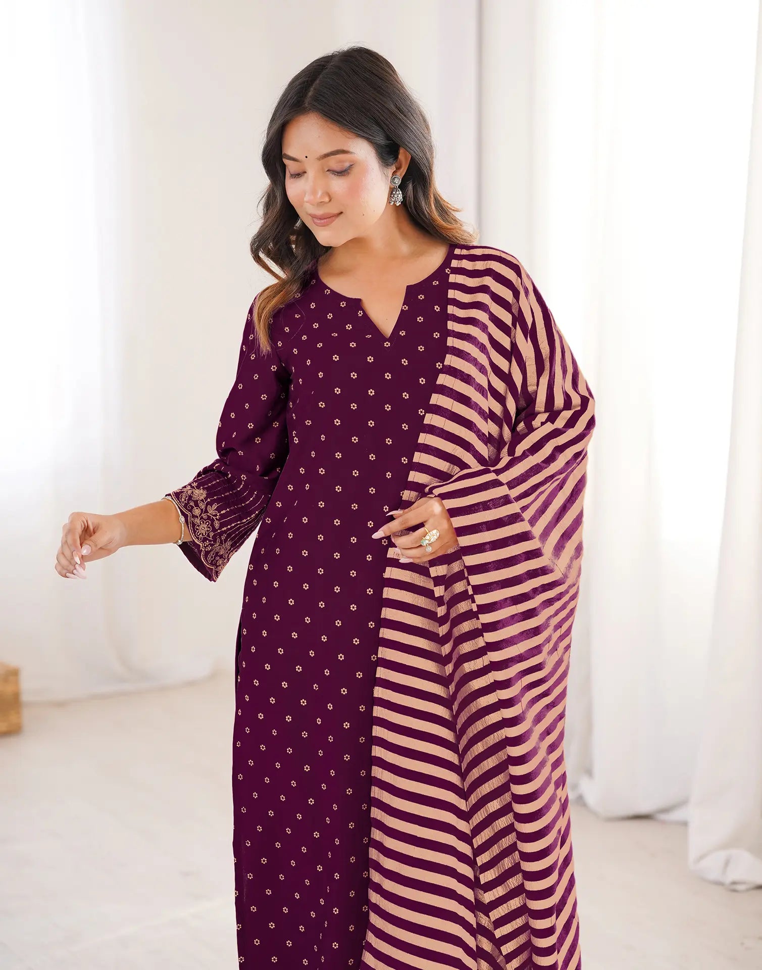 Skylee Chinnon Embroidered Straight 3 Piece Kurta Set For Woman