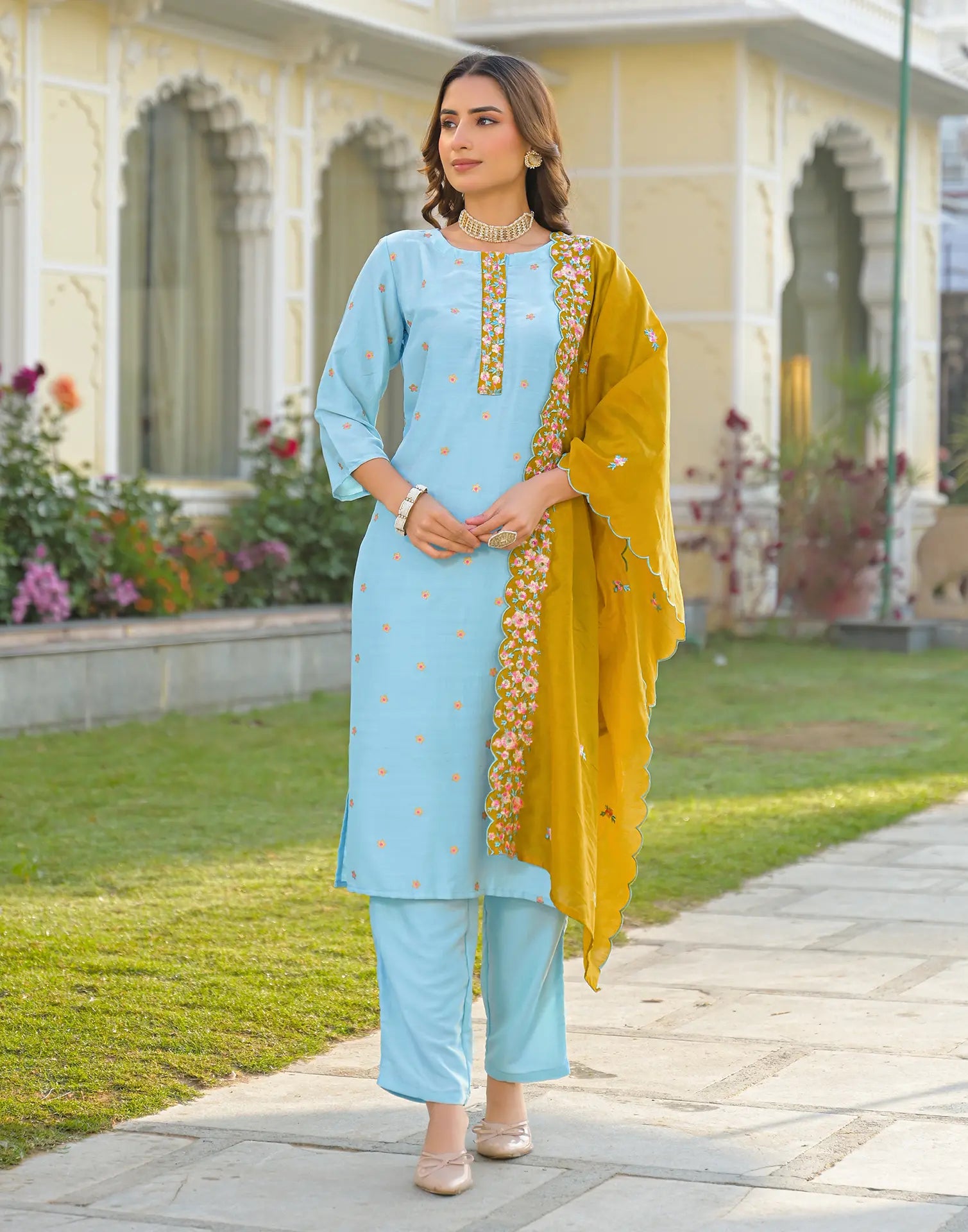 Skylee Chinnon Foil Print Straight 3 Piece Kurta Set For Woman