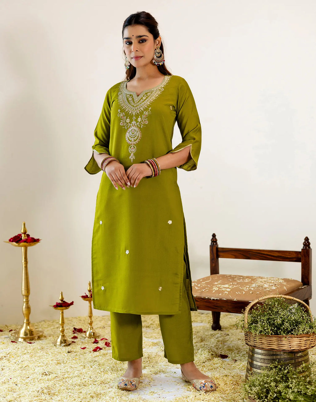 Skylee Silk Embroidered Straight 3 Piece Kurta Set For Woman