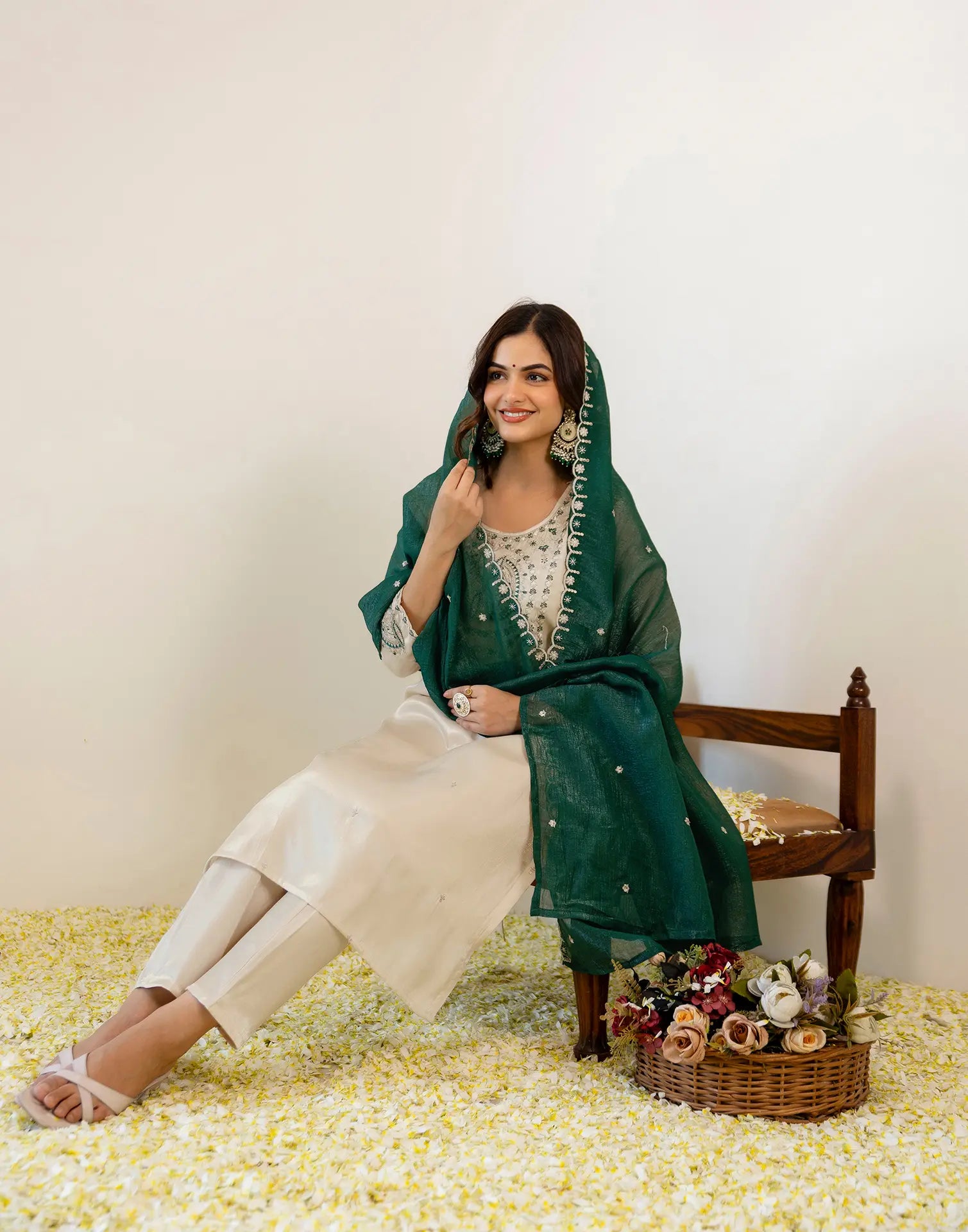 Skylee Shimmer Embroidered Straight 3 Piece Kurta Set For Woman