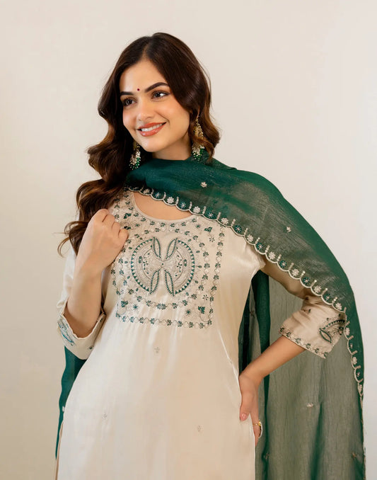 Metallic White Round Neck Embellished Straight 3 Piece Kurta Set With Dupatta