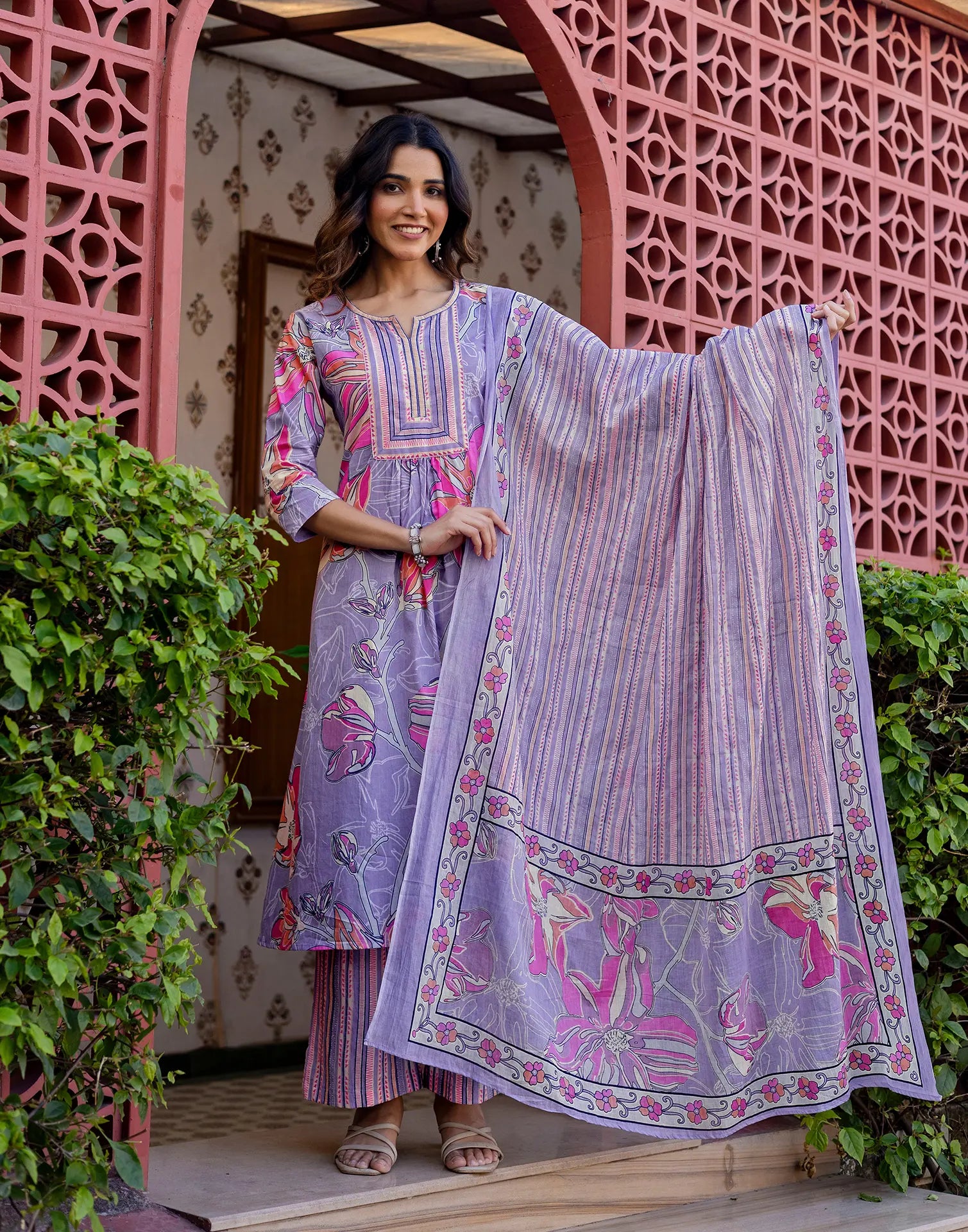 Skylee Cotton Printed Straight 3 Piece Kurta Set For Woman