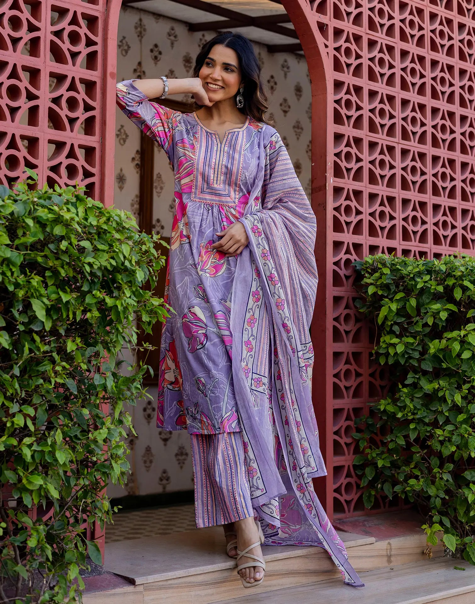 Skylee Cotton Printed Straight 3 Piece Kurta Set For Woman