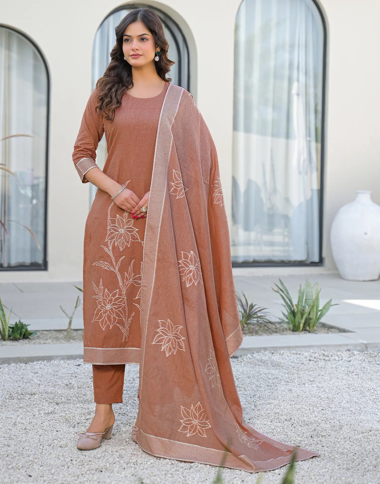 Skylee Cotton Woven Straight 3 Piece Kurta Set For Woman