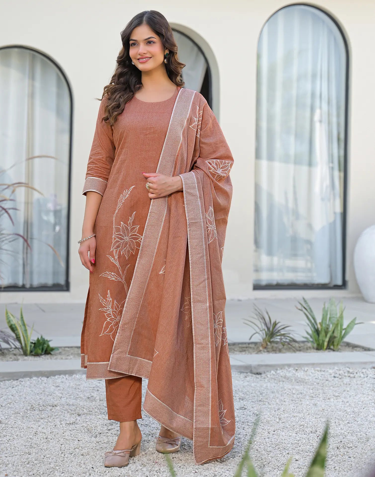 Skylee Cotton Woven Straight 3 Piece Kurta Set For Woman